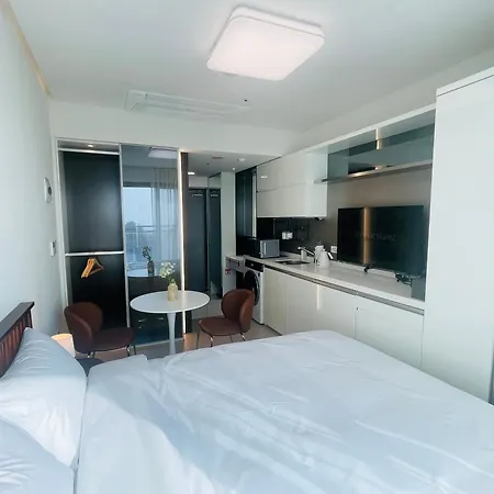 Skytop Inn The City Incheon Exterior photo