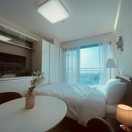Skytop Inn The City Incheon Exterior photo